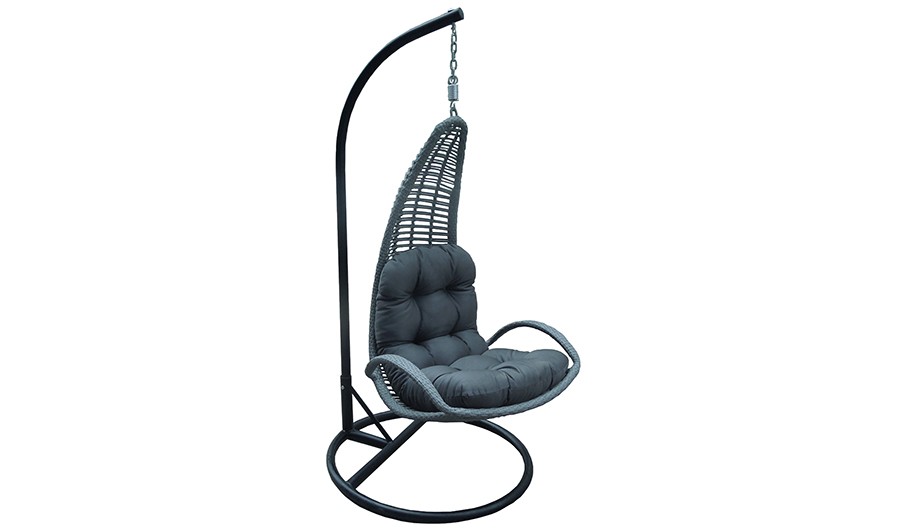 Chaise suspendue extérieure Backyard Lifestyles en osier noir avec siège à  coussin gris et cadre en métal BYL-TF04